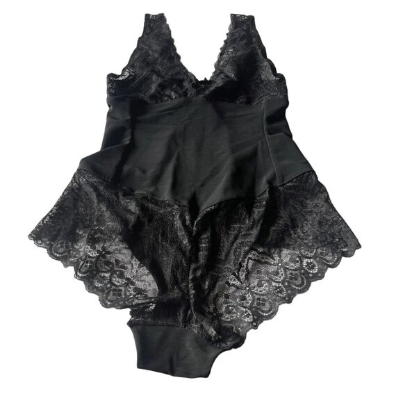 🖤 Lace Patchwork Close Fitting Deep V-Neck Plunging Back Bodysuit Shapewear - Picture 7 of 8